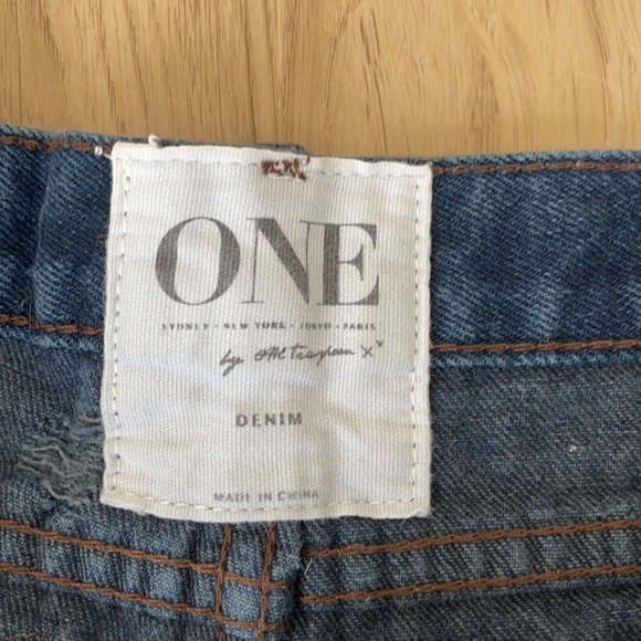 One teaspoon shorts - Picture 3 of 3